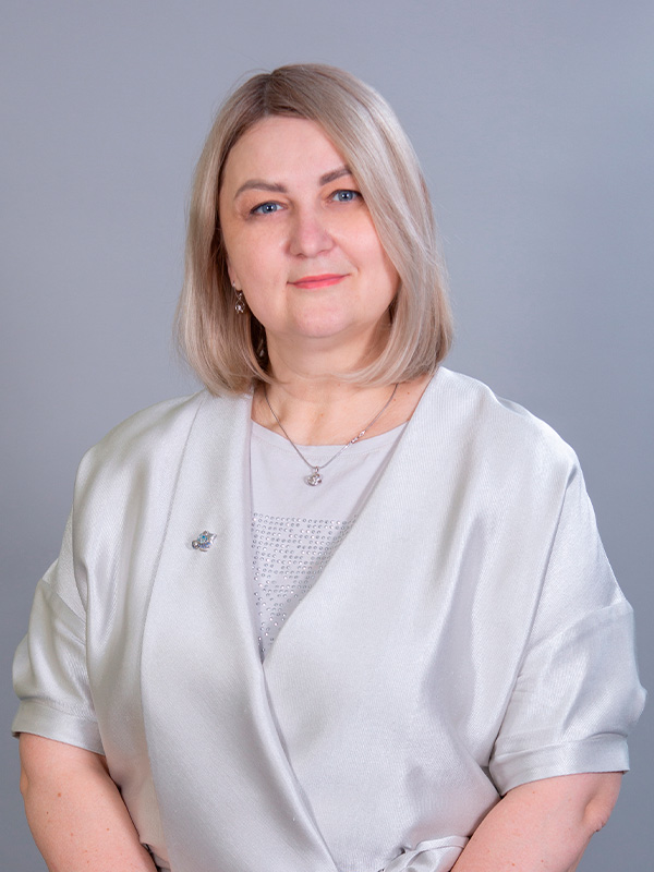 Титова Елена Павловна.